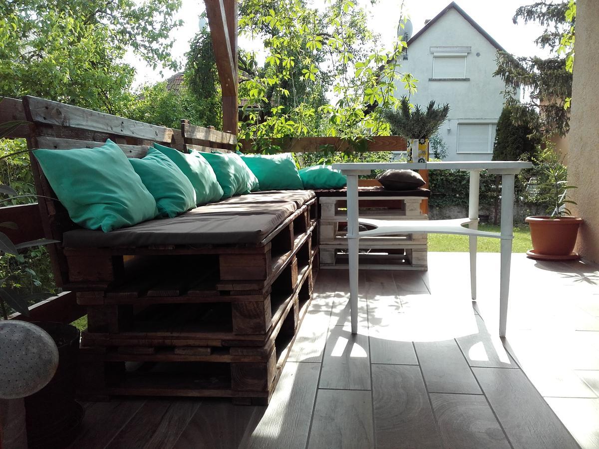 Menta Apartman Mezokovesd Bagian luar foto